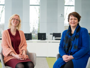 Laura Verkerk en Nely Sieffers in gesprek over het beleid in Woerden